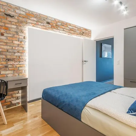 Citystay Waterlane Island Гданьск