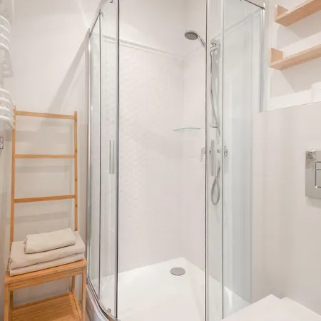 Citystay Waterlane Island