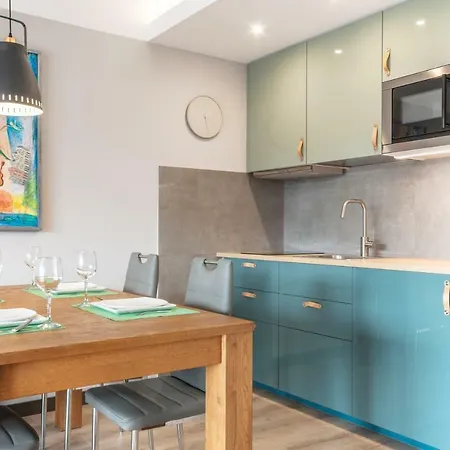 Citystay Waterlane Island