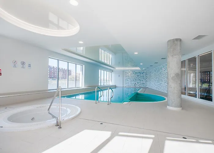 Citystay Waterlane Island *