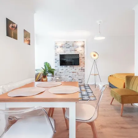 Citystay Waterlane Island * גדנסק