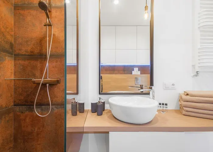 Citystay Waterlane Island